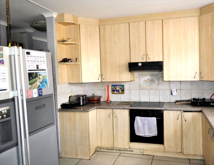 3 Bedroom Property for Sale in Wavecrest Eastern Cape